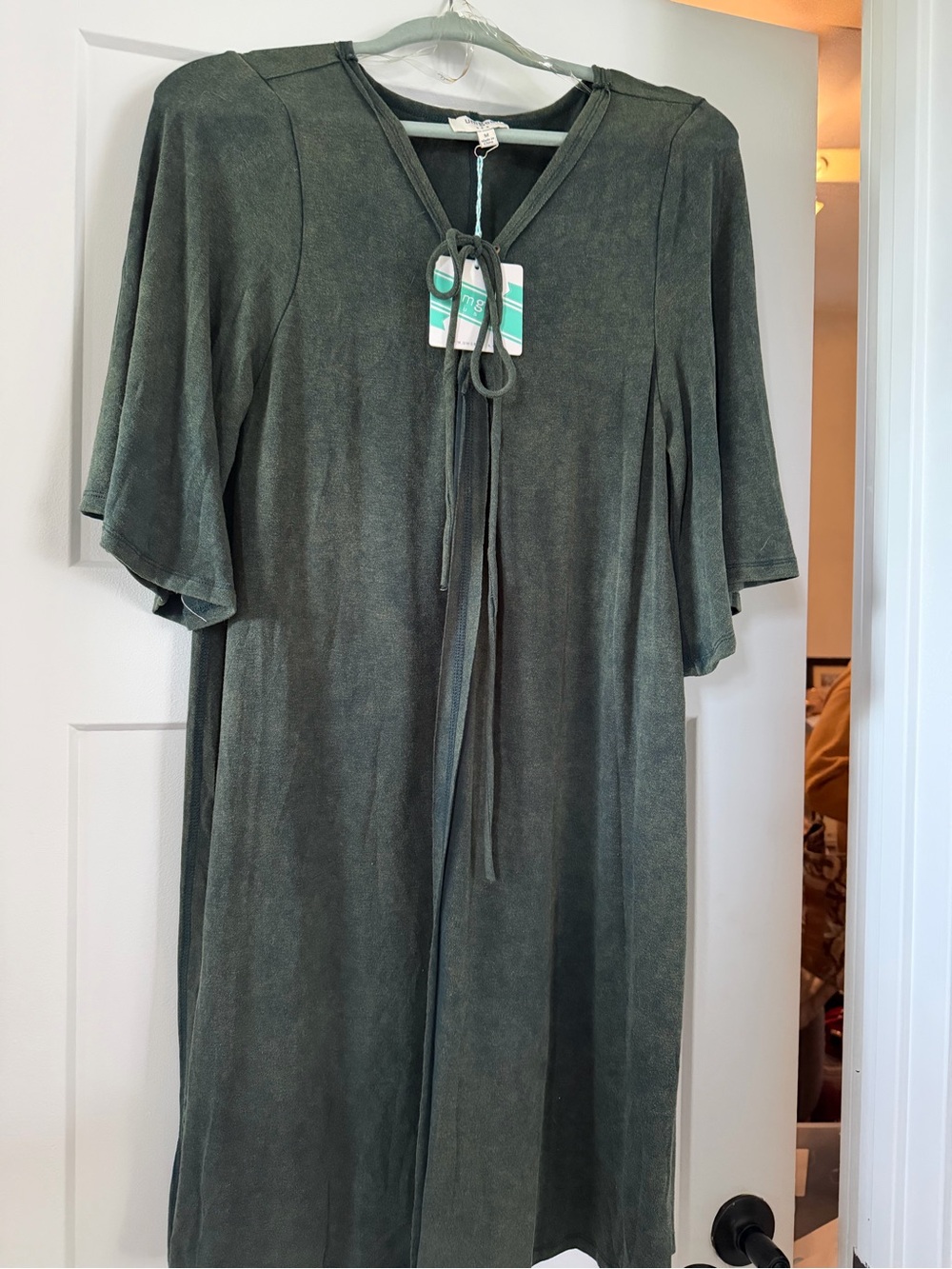 Women's Green Tie-Neck Midi Dress